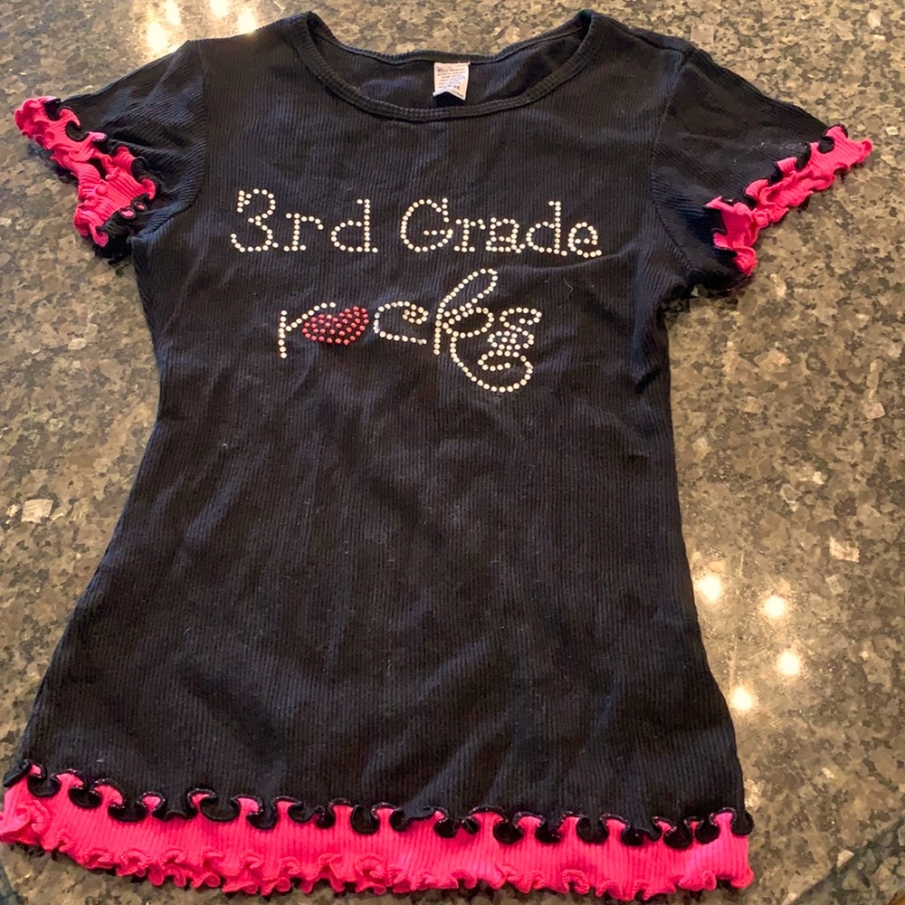Adorable double ruffle shirt  7-10. Pink bling